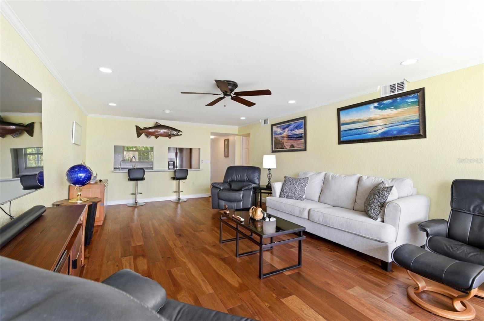19029 Us Highway 19 Unit 7-12, Clearwater, FL 33764