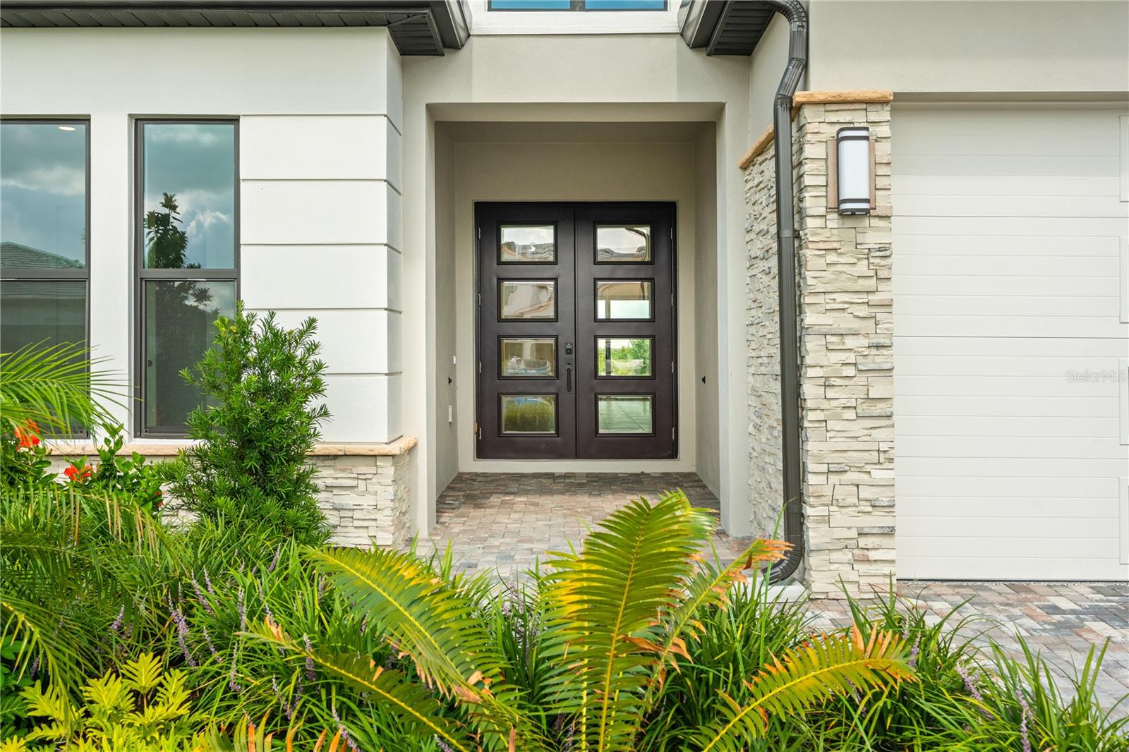 2629 Waterfront, Sarasota, FL 34240