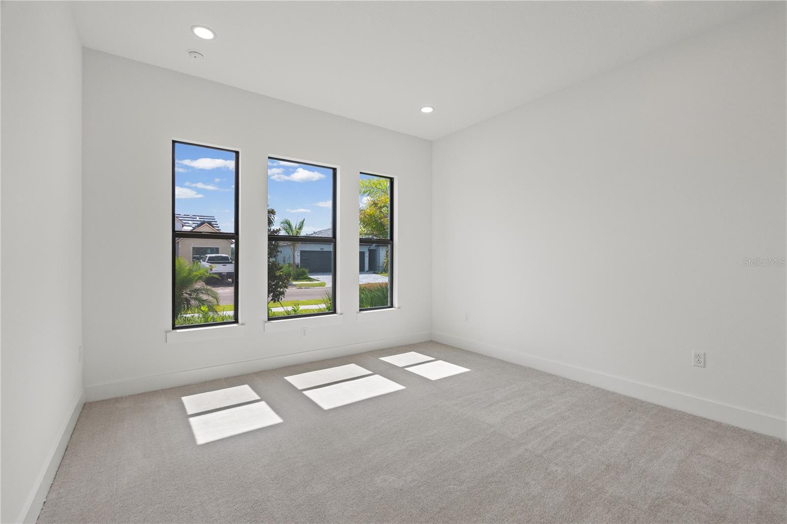 2629 Waterfront, Sarasota, FL 34240