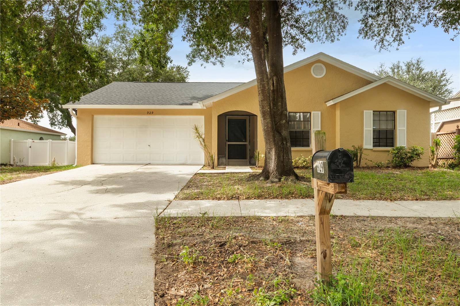 929 Sandywood, Brandon, FL 33510