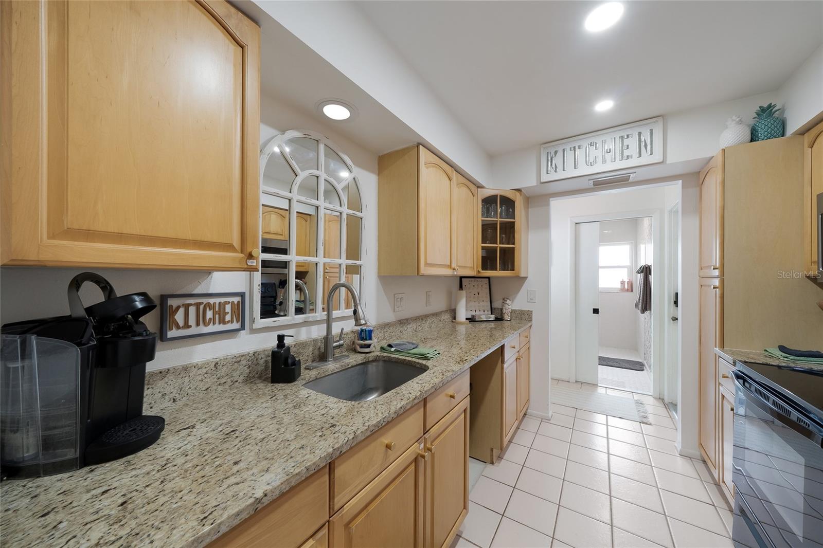 643 Mobile, Venice, FL 34293