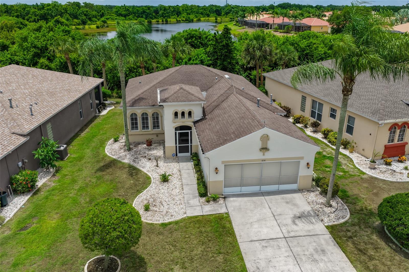 1050 Regal Manor, Sun City Center, FL 33573