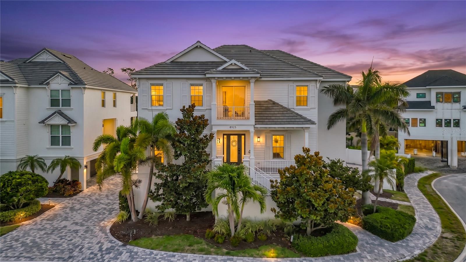 6925 Bochi, Sarasota, FL 34242