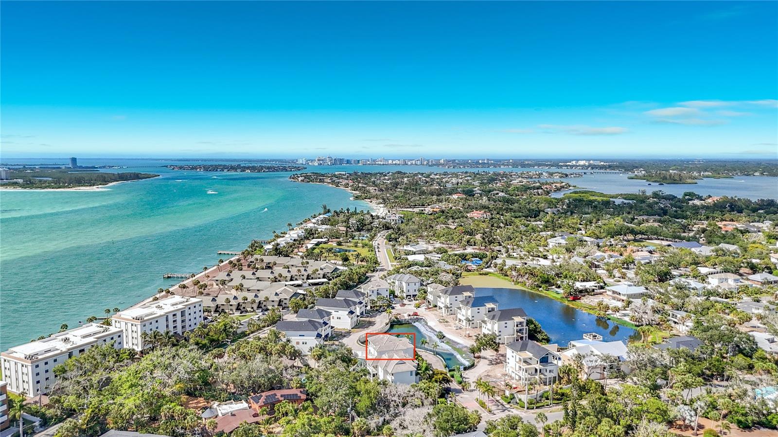 6925 Bochi, Sarasota, FL 34242