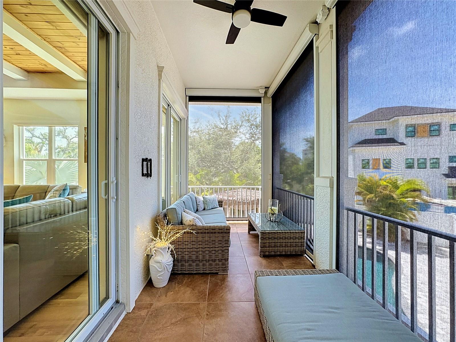 6925 Bochi, Sarasota, FL 34242