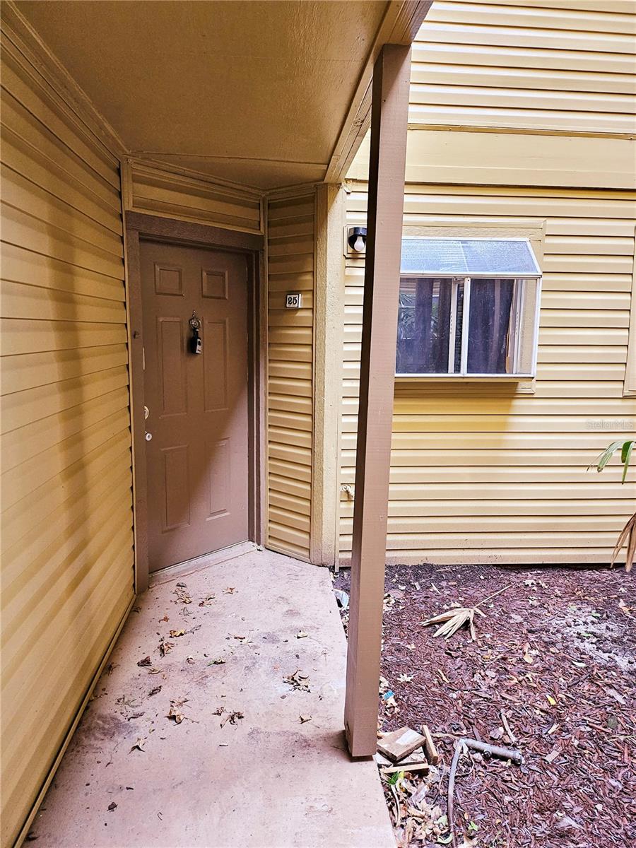 1916 Lake Atriums Unit 25, Orlando, FL 32839