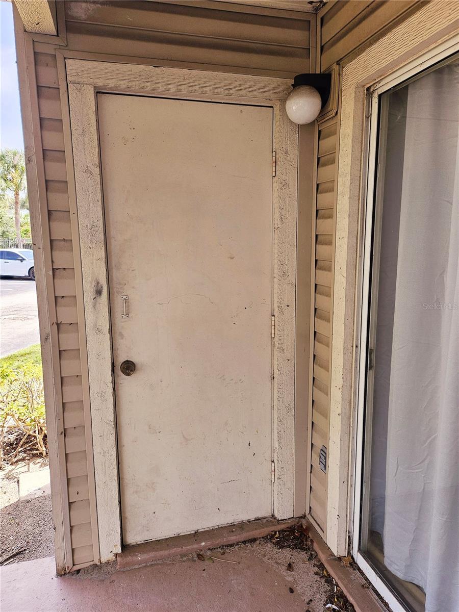 1916 Lake Atriums Unit 25, Orlando, FL 32839