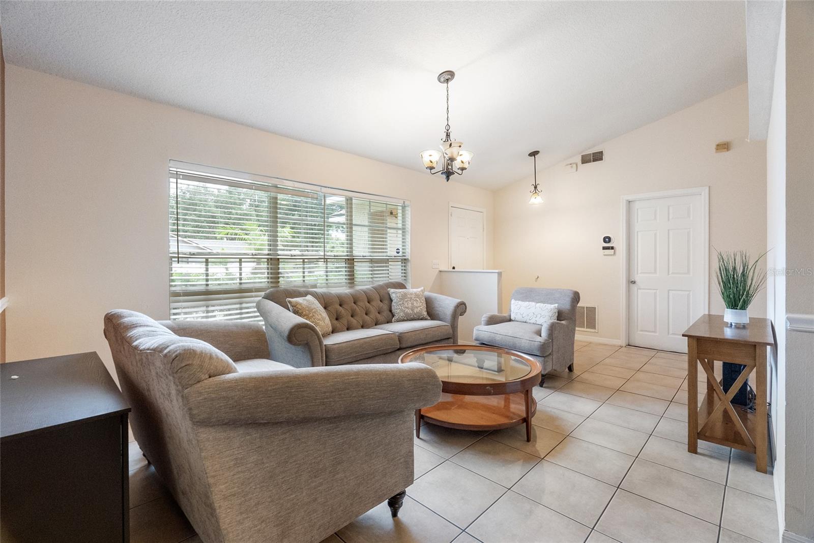 1219 Maybrook, Apopka, FL 32703