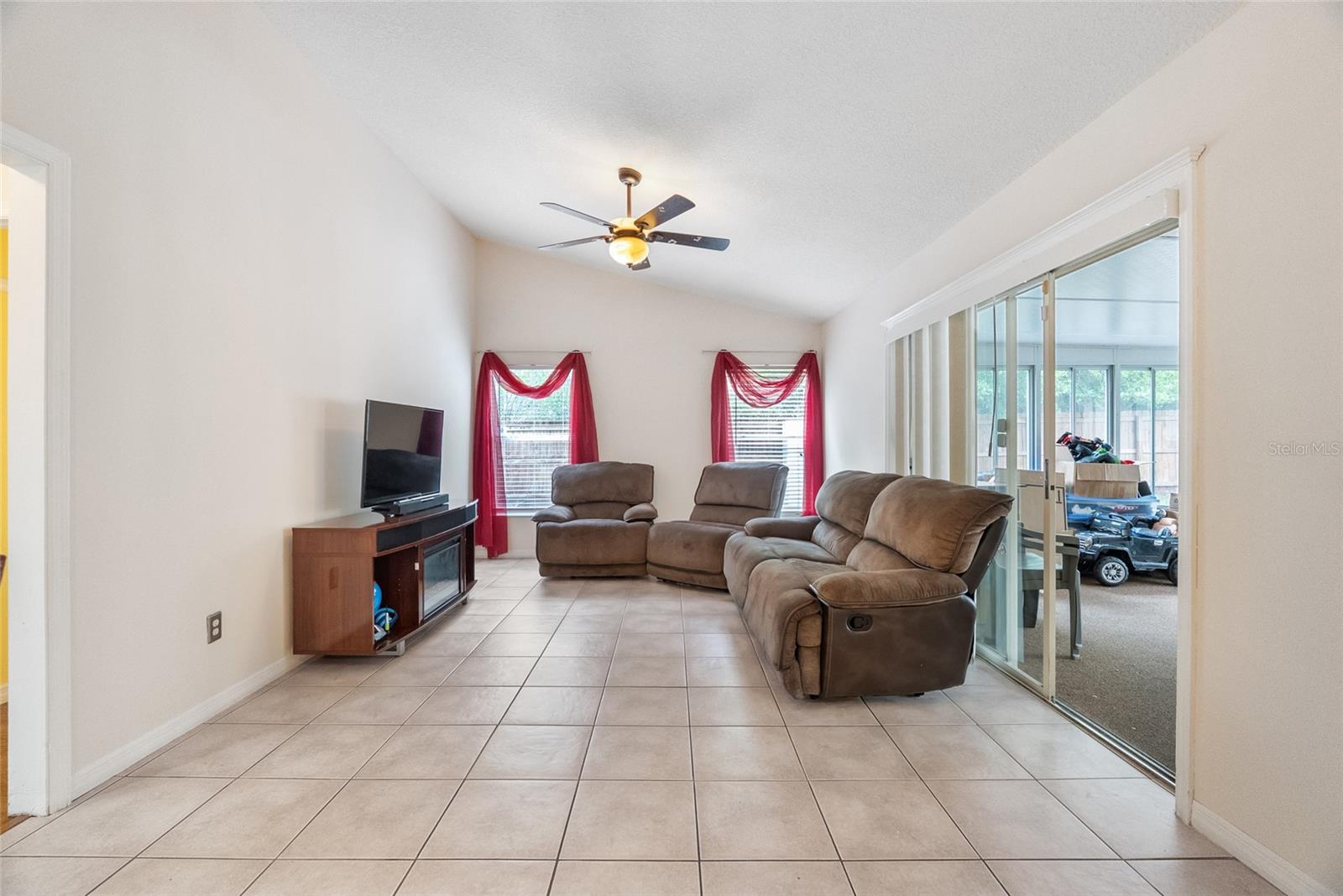 1219 Maybrook, Apopka, FL 32703