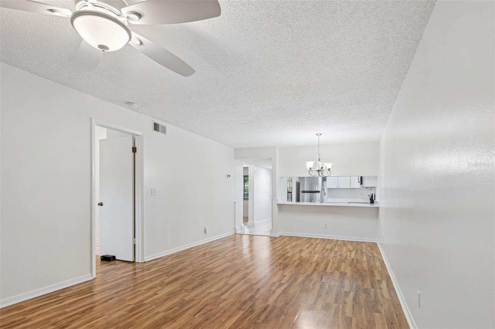 723 83rd Unit 104, St Petersburg, FL 33702