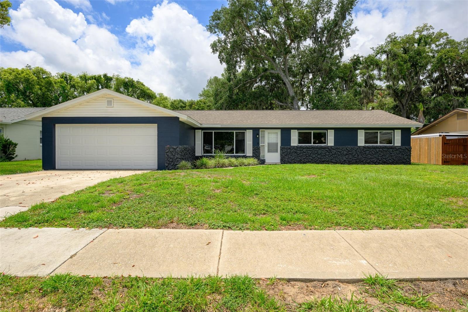 110 Cambridge, Port Orange, FL 32127