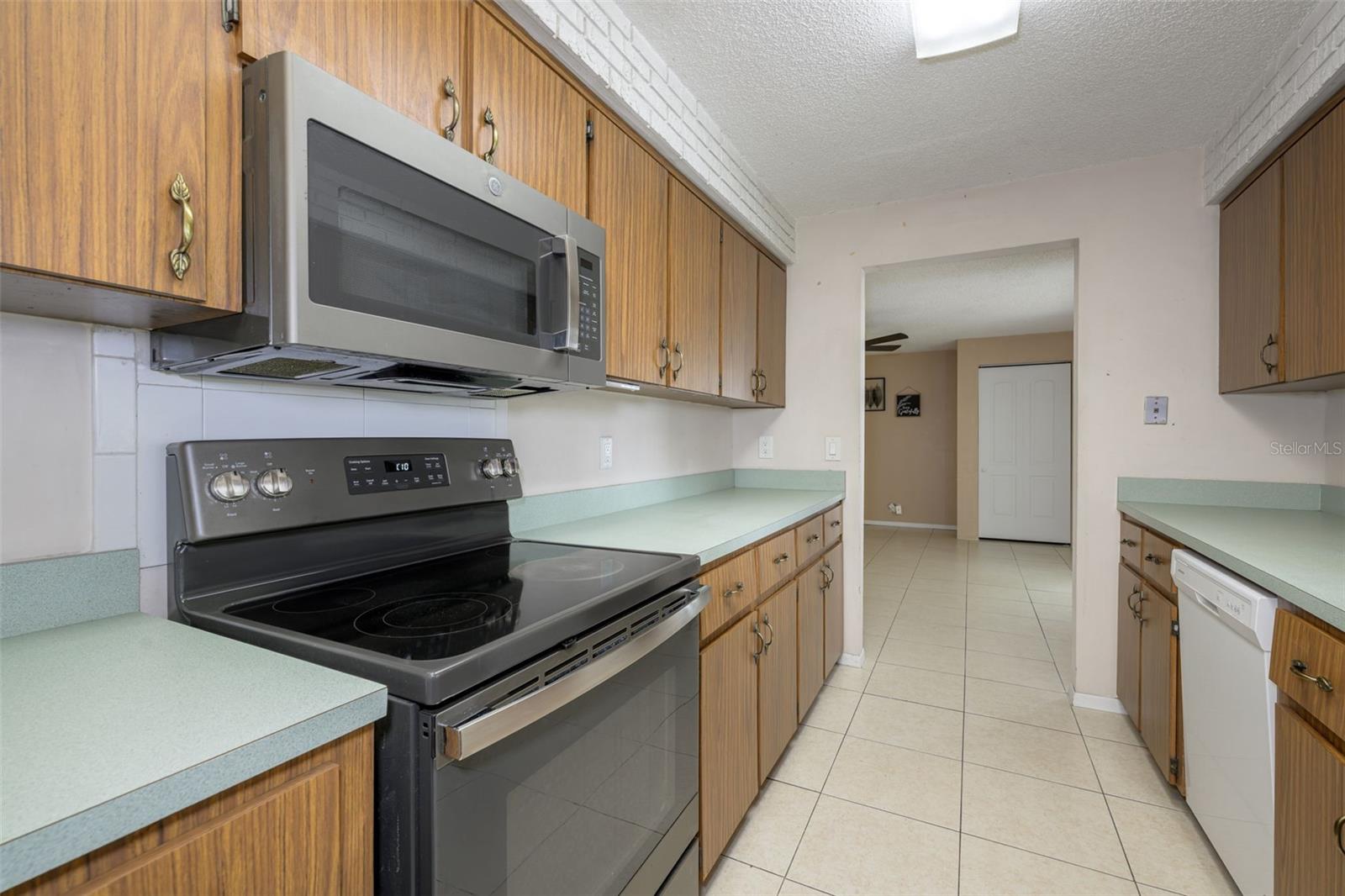 110 Cambridge, Port Orange, FL 32127