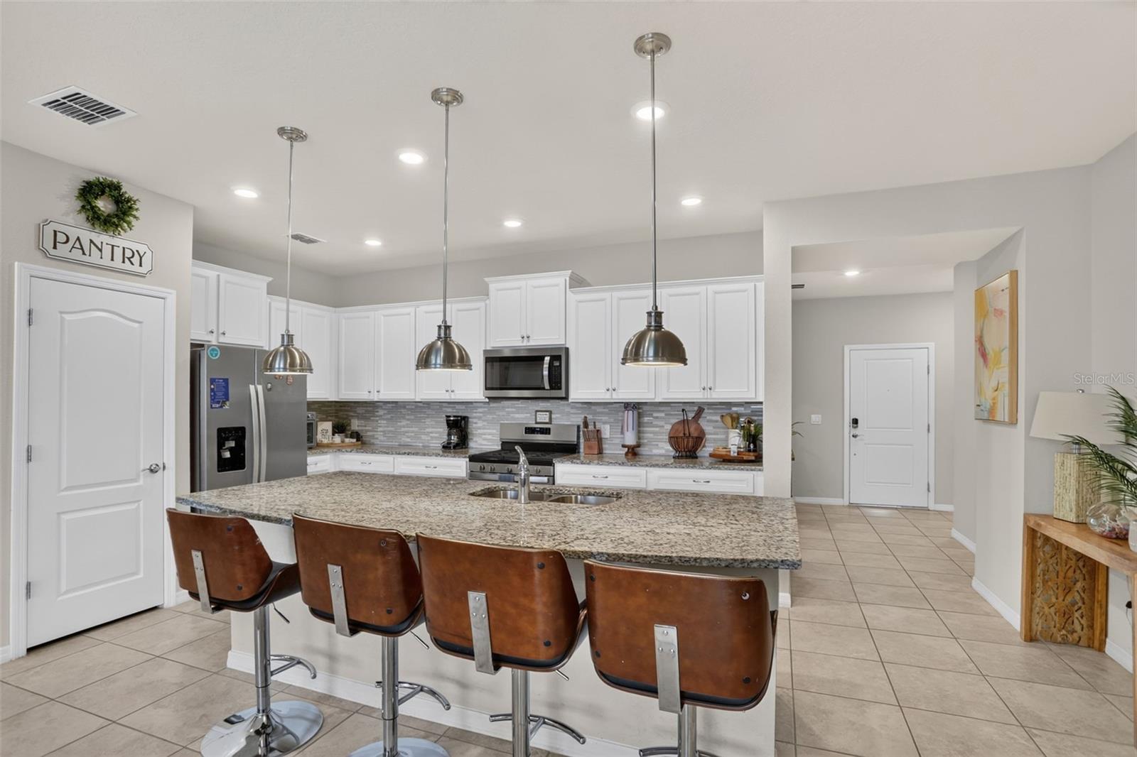 7573 Oak Spring, Davenport, FL 33837
