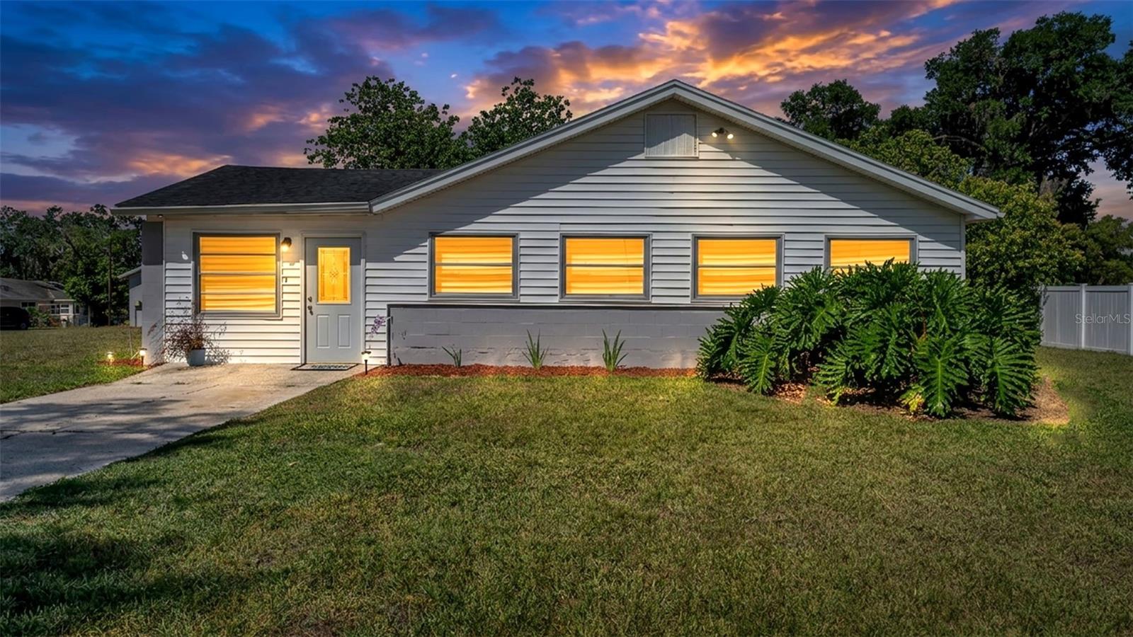 5353 7th, Lakeland, FL 33812