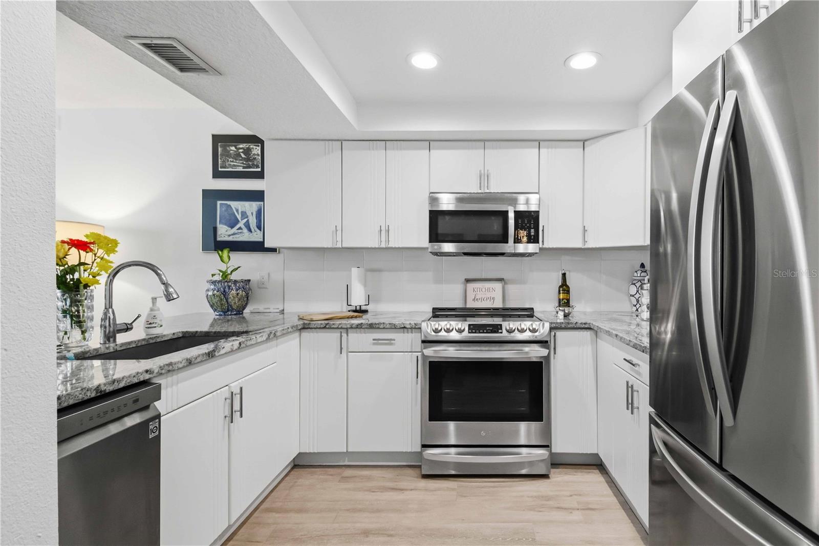 3804 Gulf of Mexico Unit B204, Longboat Key, FL 34228