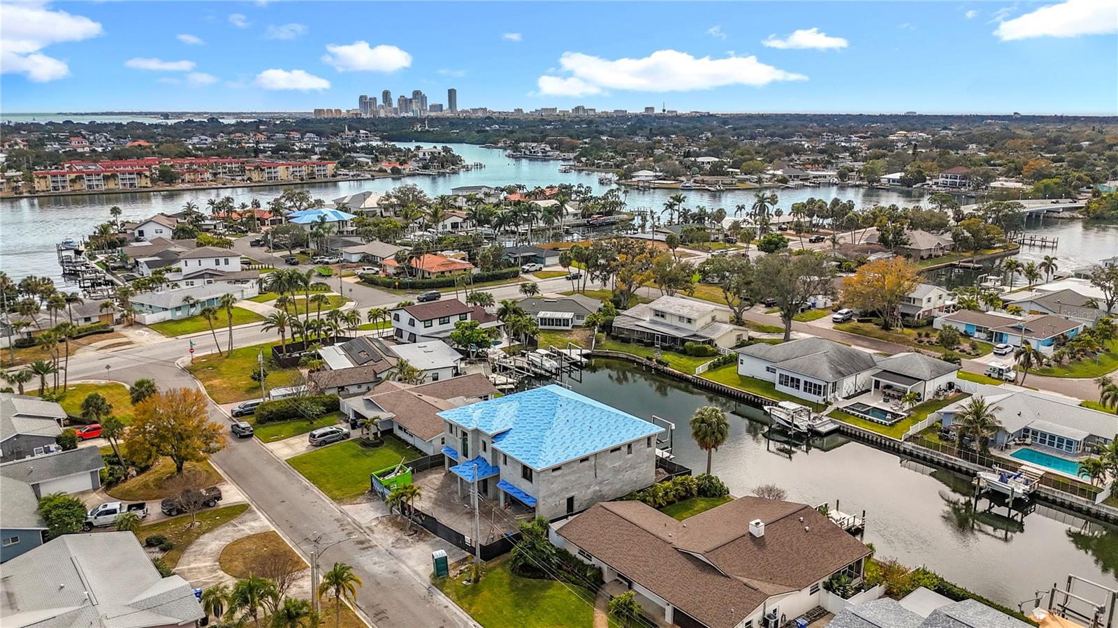 4086 13th, St Petersburg, FL 33703