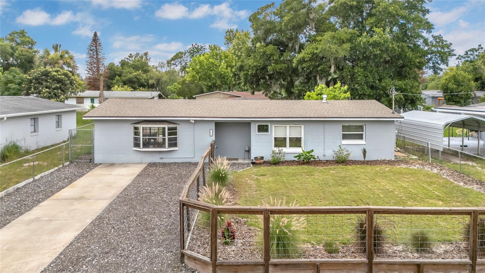 855 Pearl, Mount Dora, FL 32757