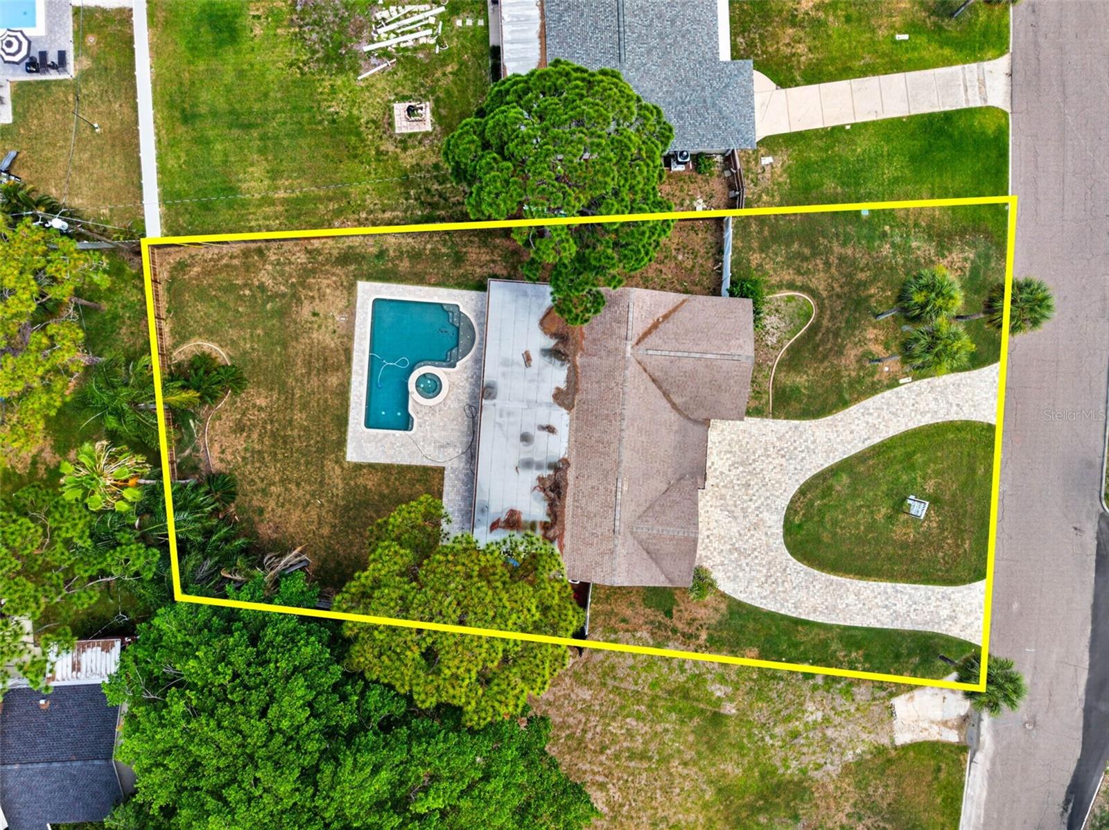 4627 Venetian, St Petersburg, FL 33704