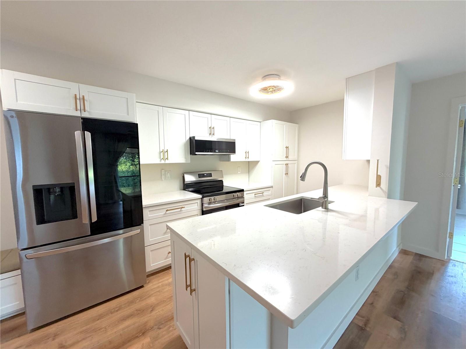 2067 Hunters Glen Unit 312, Dunedin, FL 34698