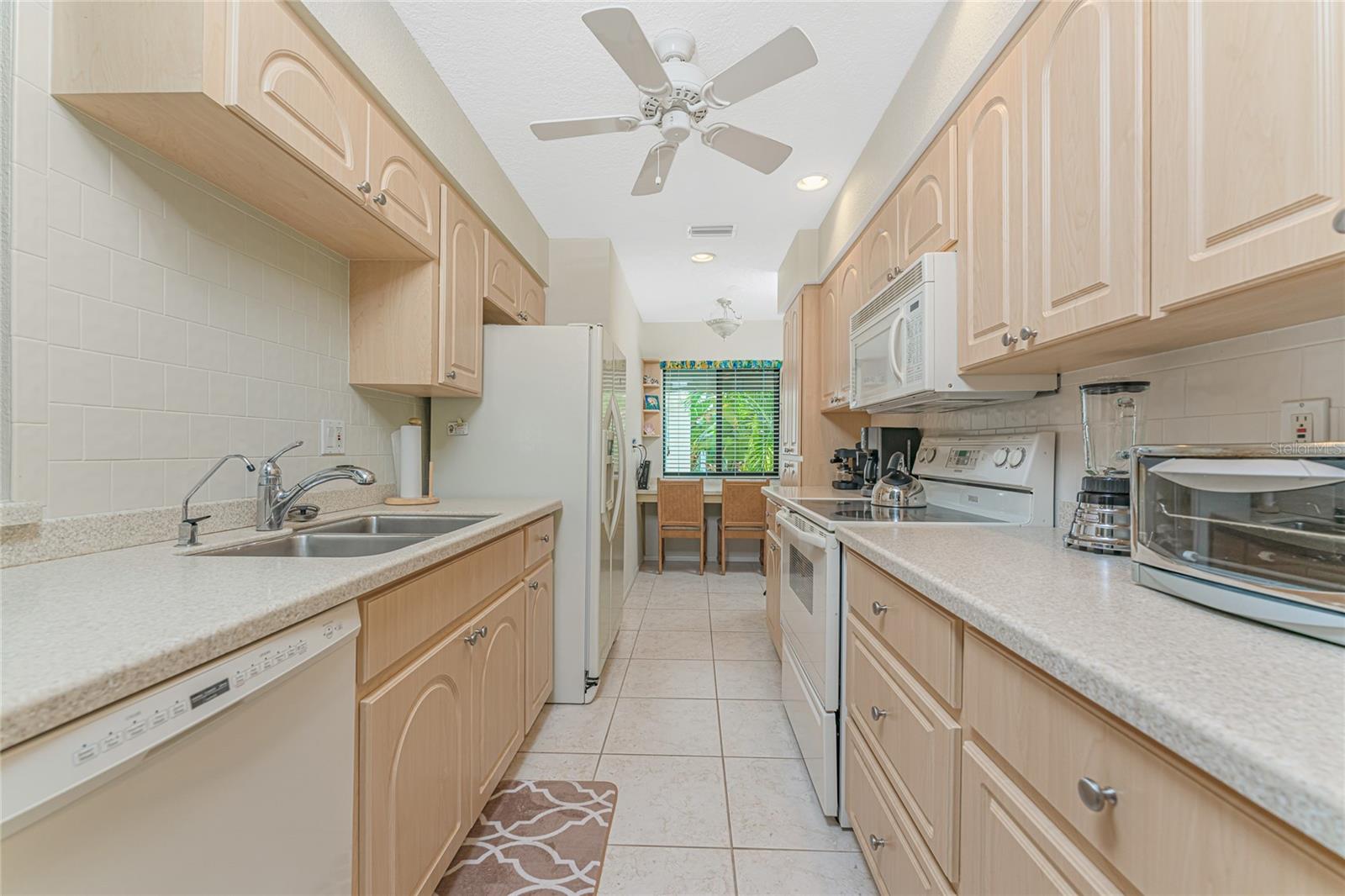 2950 Beach Unit B522, Englewood, FL 34223