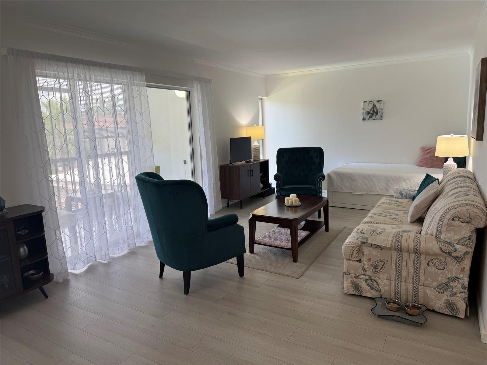1243 Martin Luther King Jr Unit C303, Clearwater, FL 33756