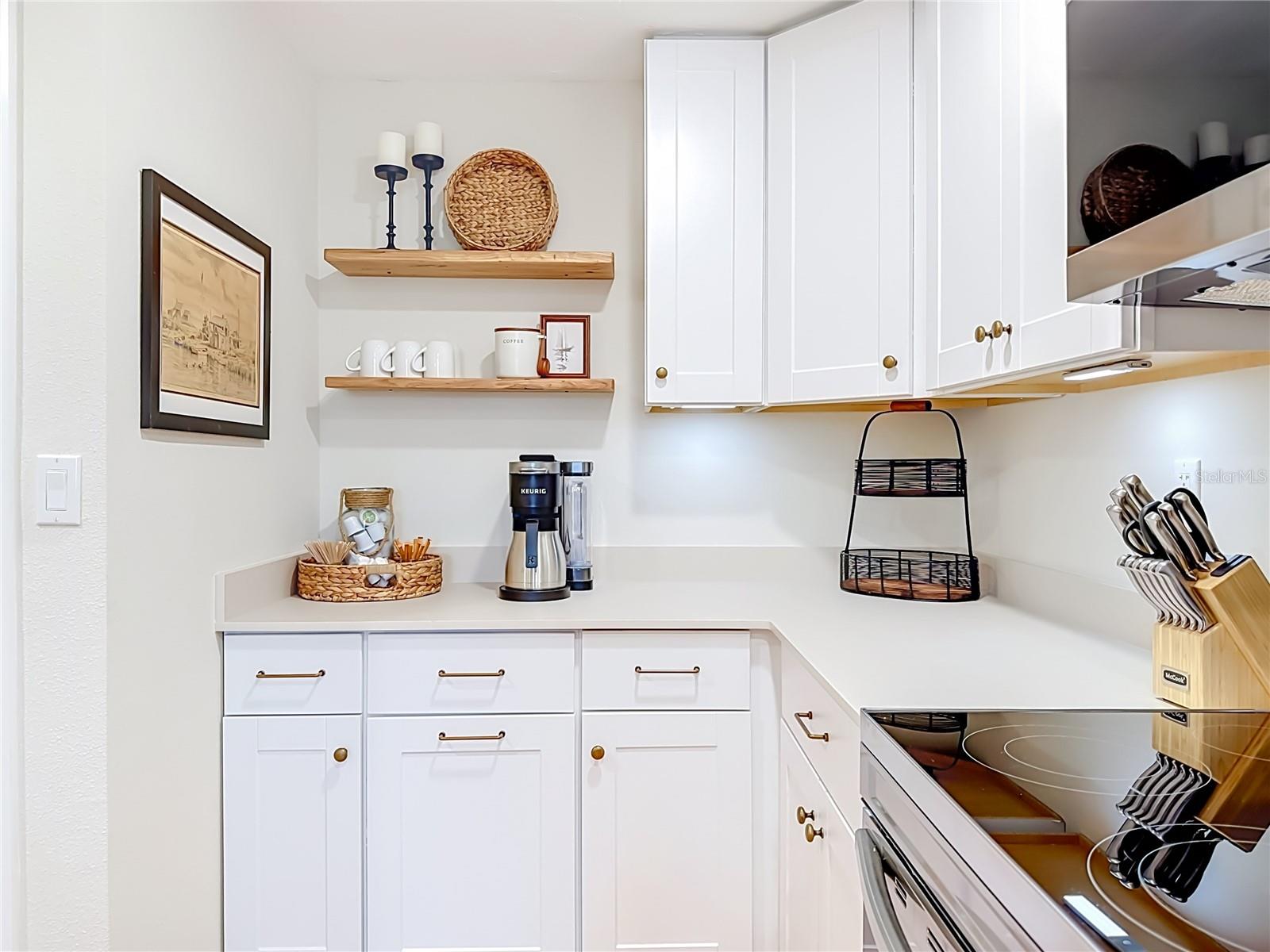 202 Peacock Unit B, Holmes Beach, FL 34217