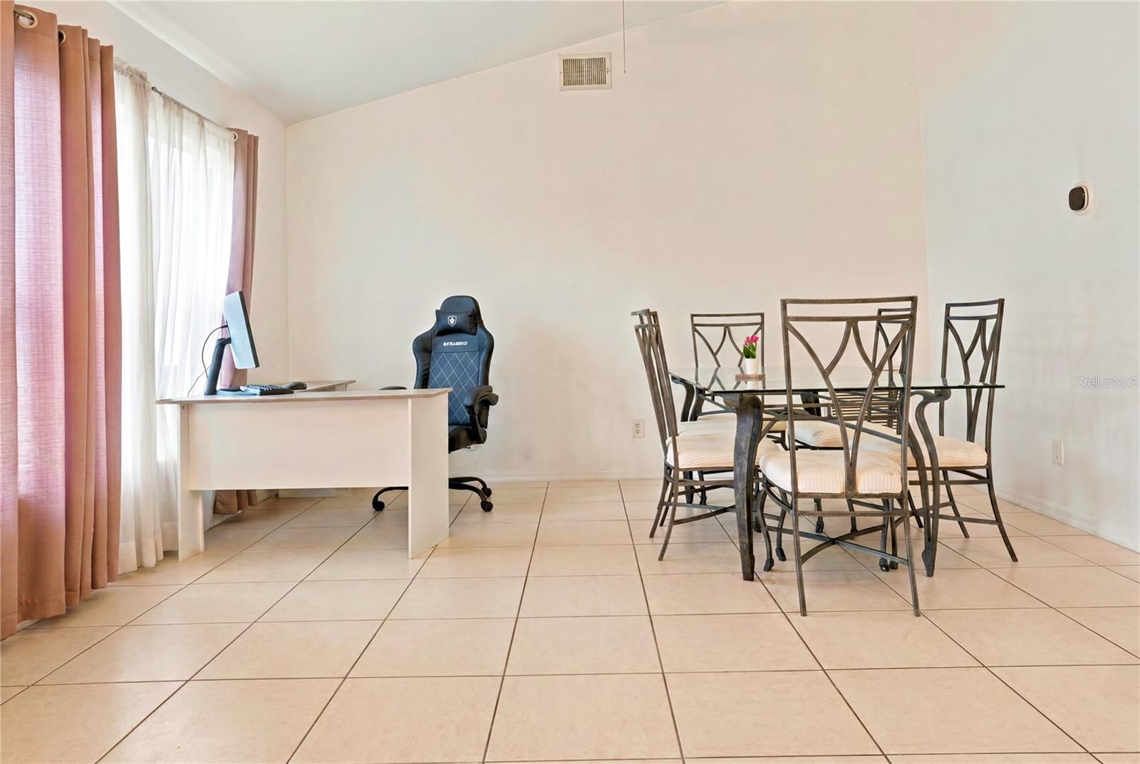 4702 Fort Bravo, Orlando, FL 32822