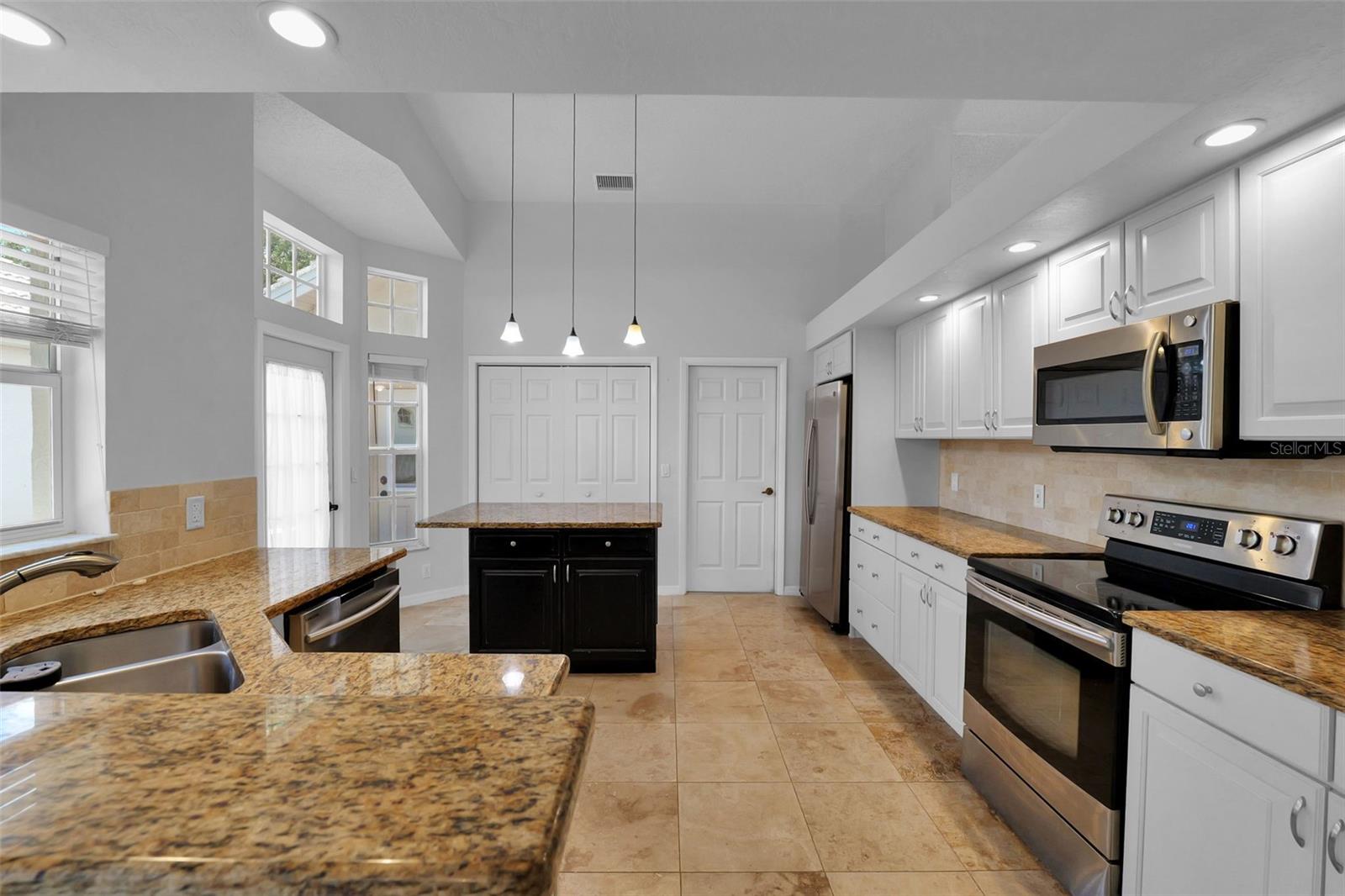 9450 Mississippi, Weeki Wachee, FL 34613