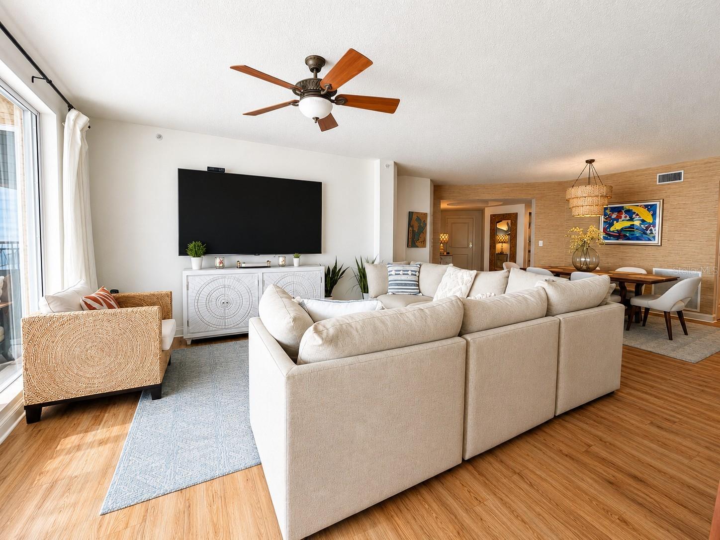 10 Papaya Unit 901, Clearwater Beach, FL 33767