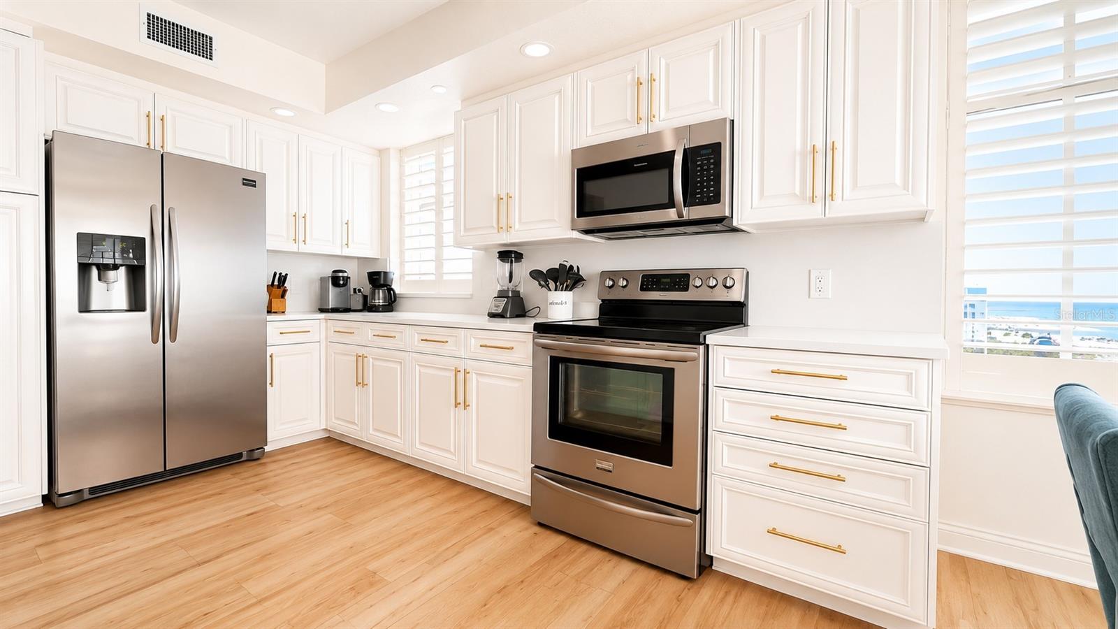 10 Papaya Unit 901, Clearwater Beach, FL 33767