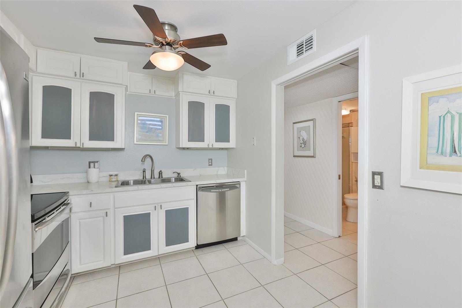 647 Woodlawn Unit 647, Bradenton, FL 34210