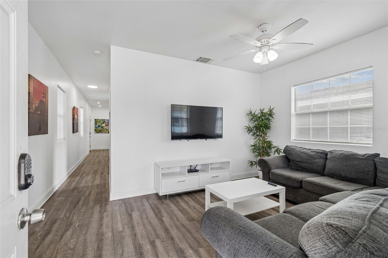 1406 23rd, Tampa, FL 33605