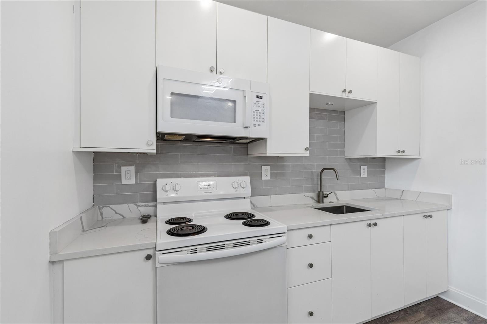 1406 23rd, Tampa, FL 33605