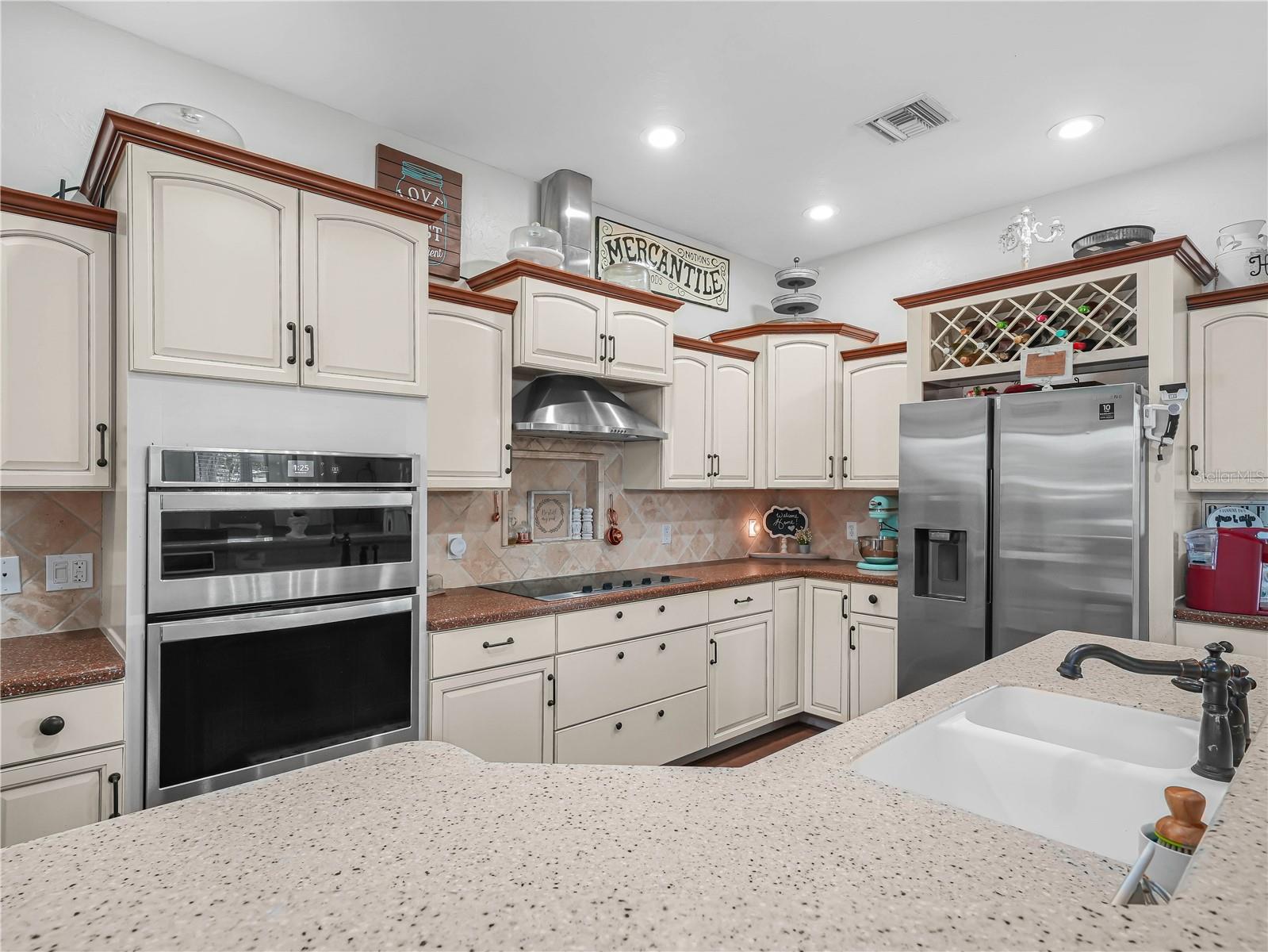 2910 Fairway, Bowling Green, FL 33834