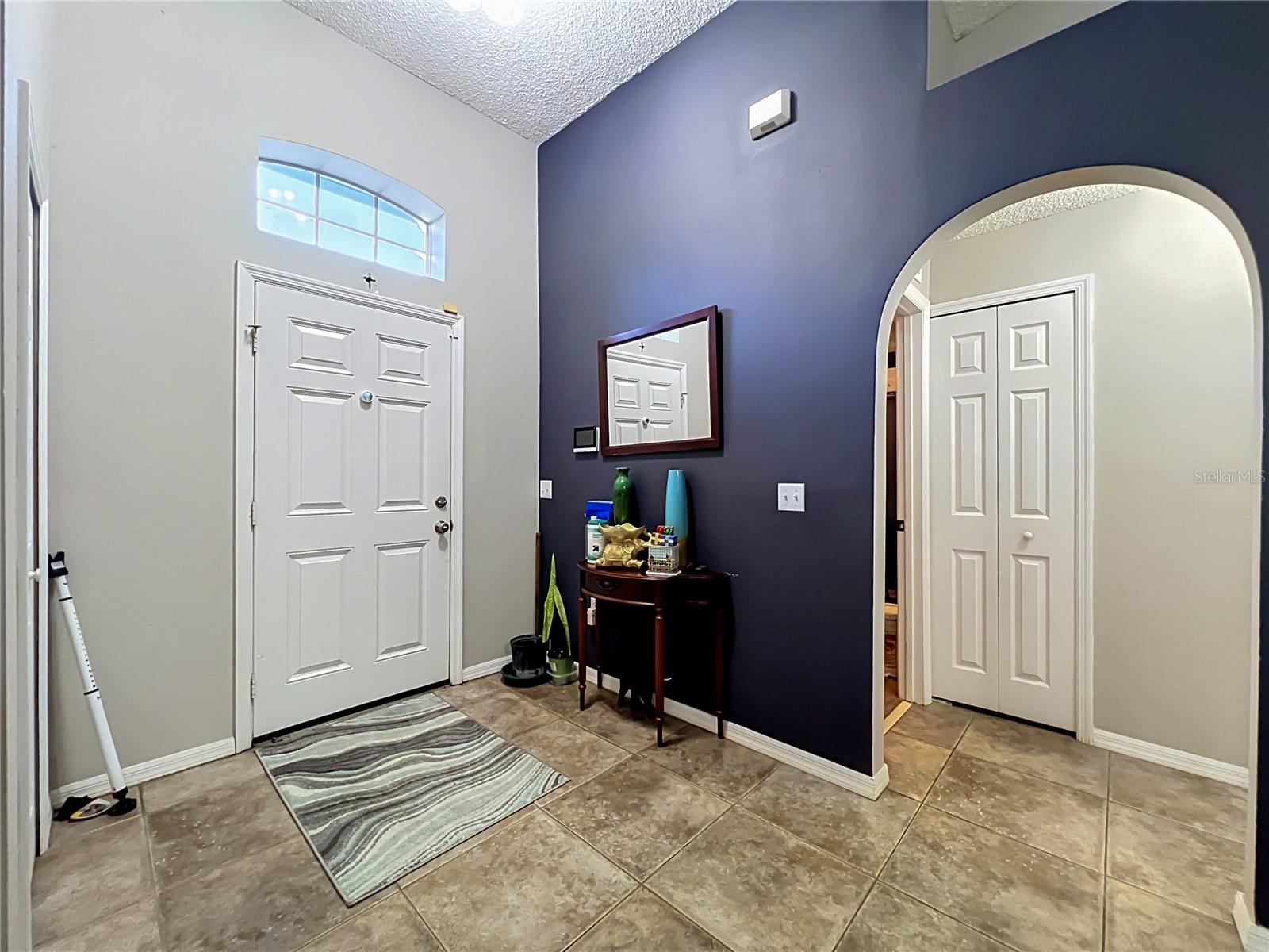 2131 Corner School, Orlando, FL 32820