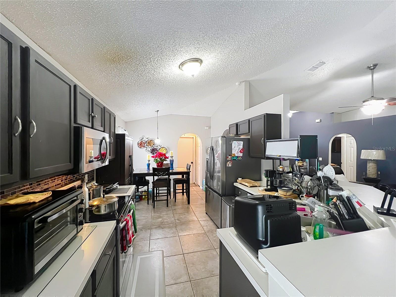 2131 Corner School, Orlando, FL 32820