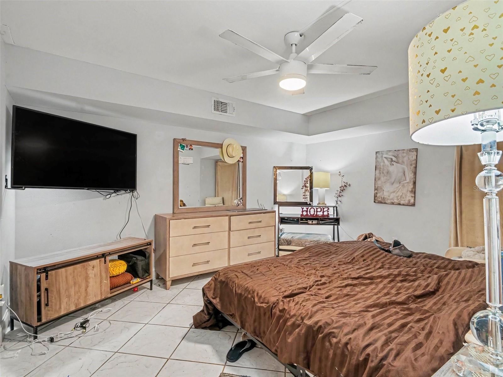 2653 Woodgate Unit E-3, Sarasota, FL 34231