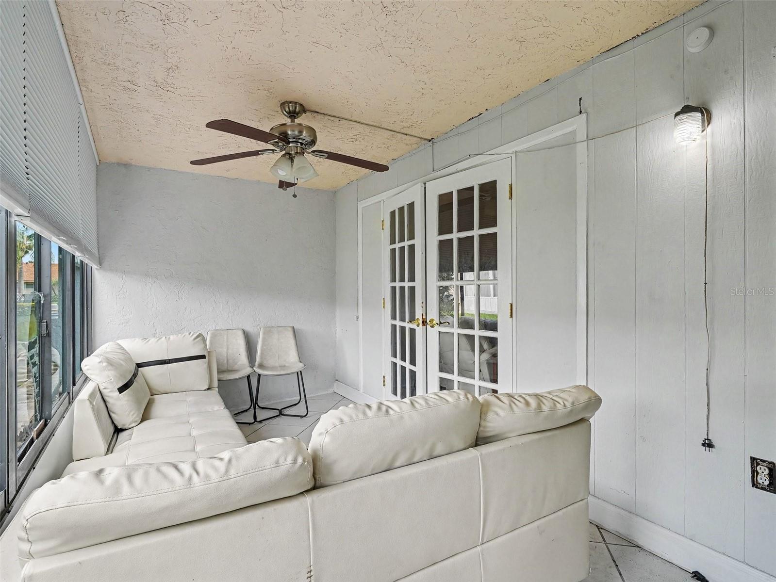2653 Woodgate Unit E-3, Sarasota, FL 34231