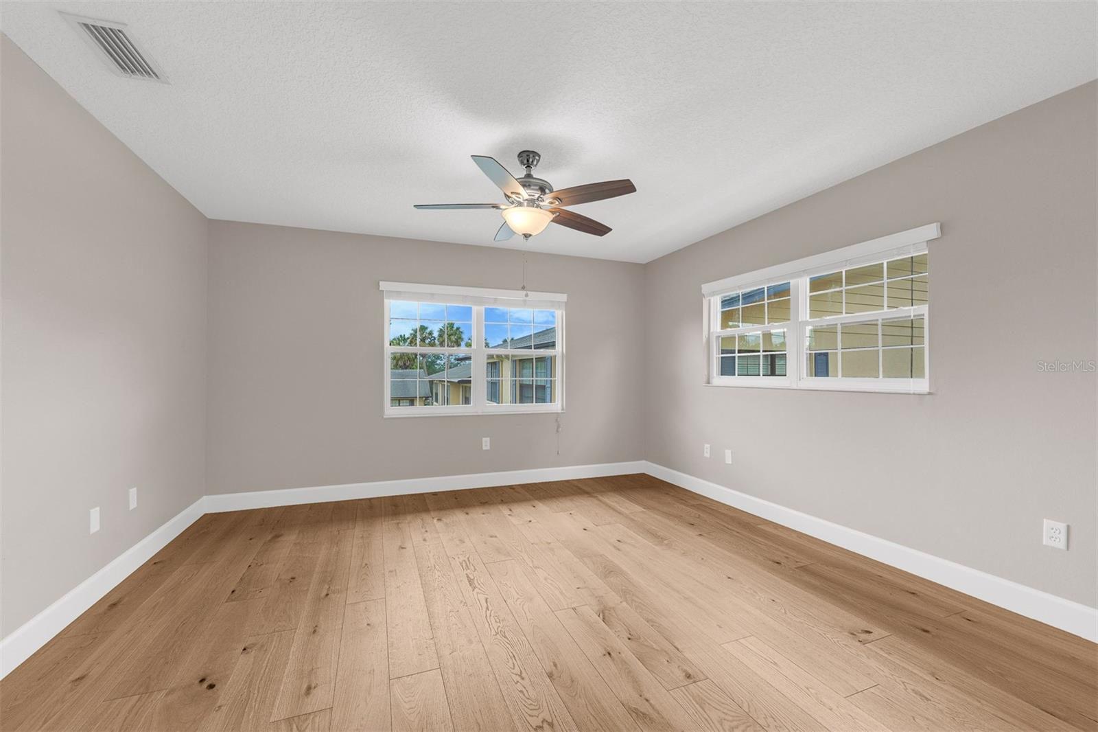 110 Tremain Unit 209, Mount Dora, FL 32757