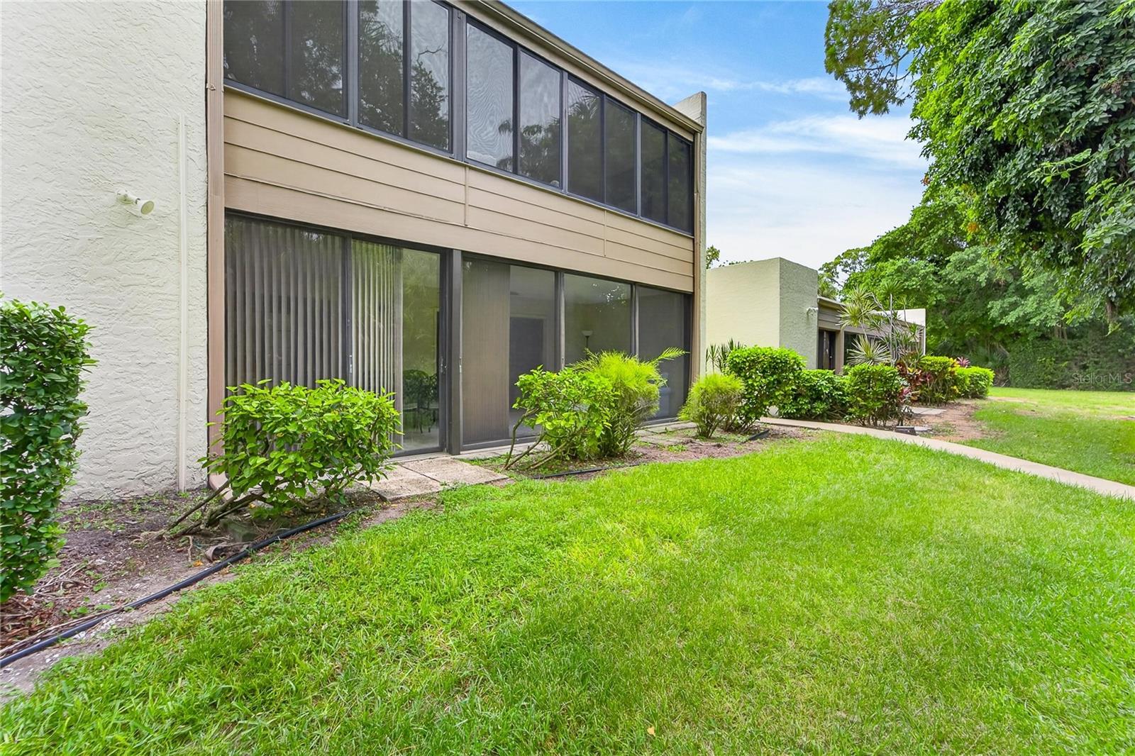 593 Lakeside Unit 593, Bradenton, FL 34210
