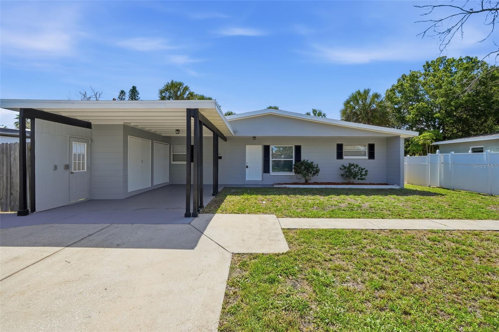 3934 Helena, St Petersburg, FL 33703
