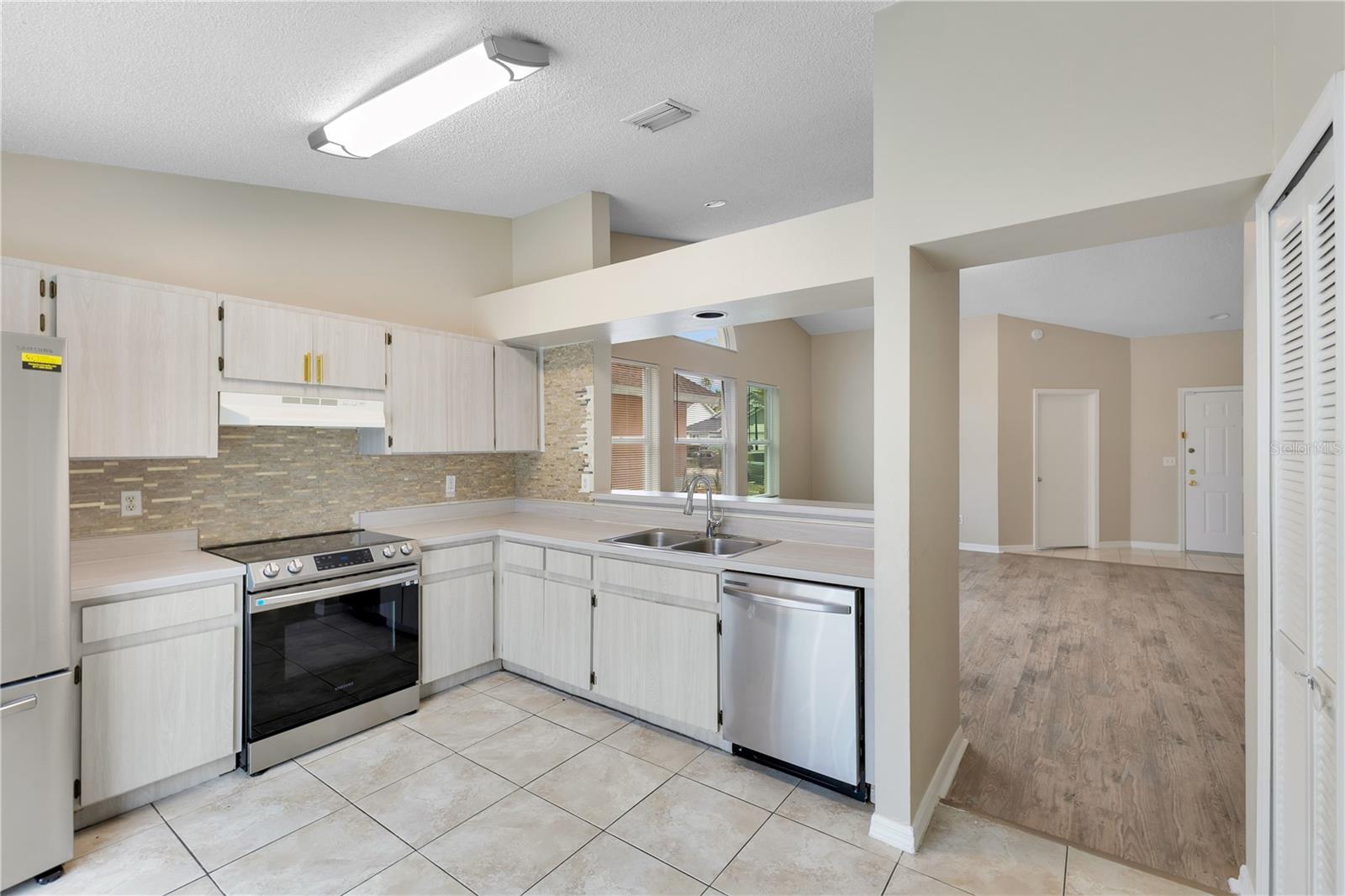 8821 Parliament, Kissimmee, FL 34747