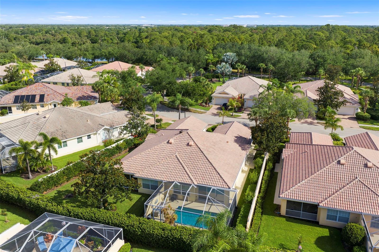 5793 Ithaca, Sarasota, FL 34238