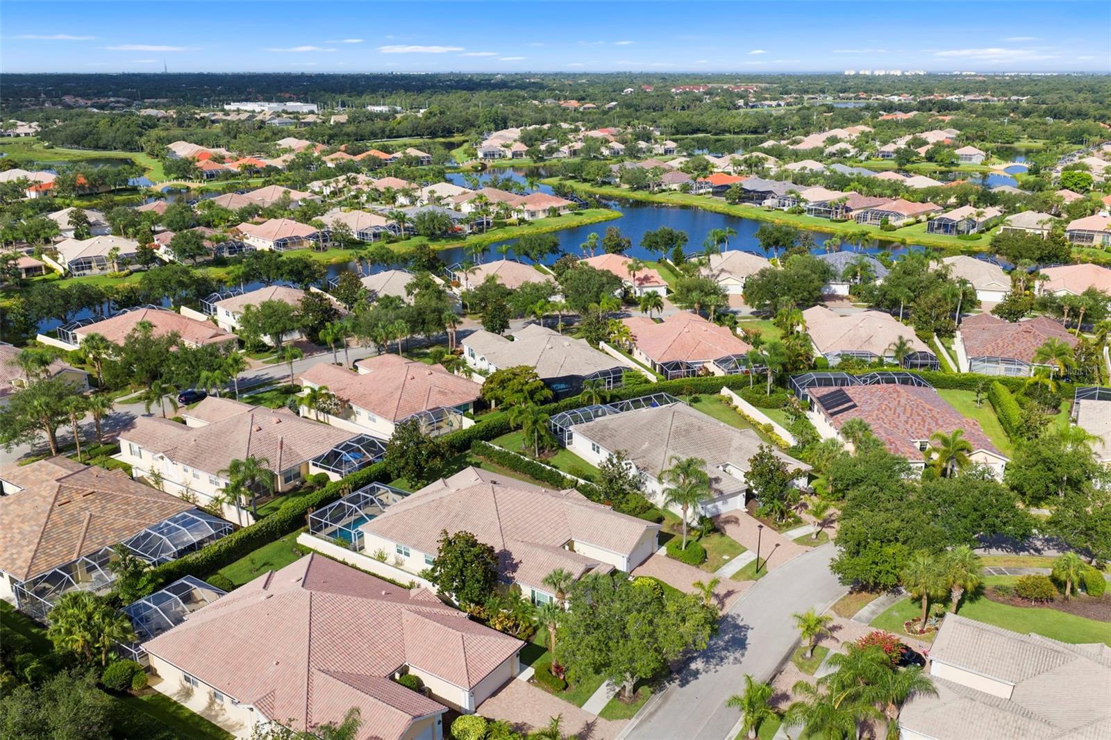 5793 Ithaca, Sarasota, FL 34238