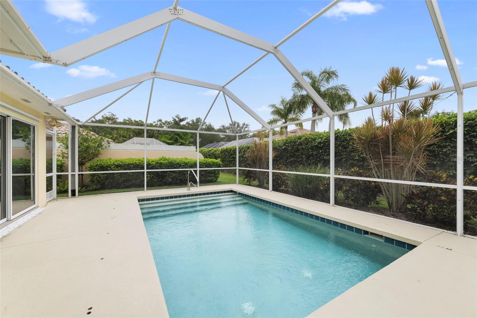 5793 Ithaca, Sarasota, FL 34238