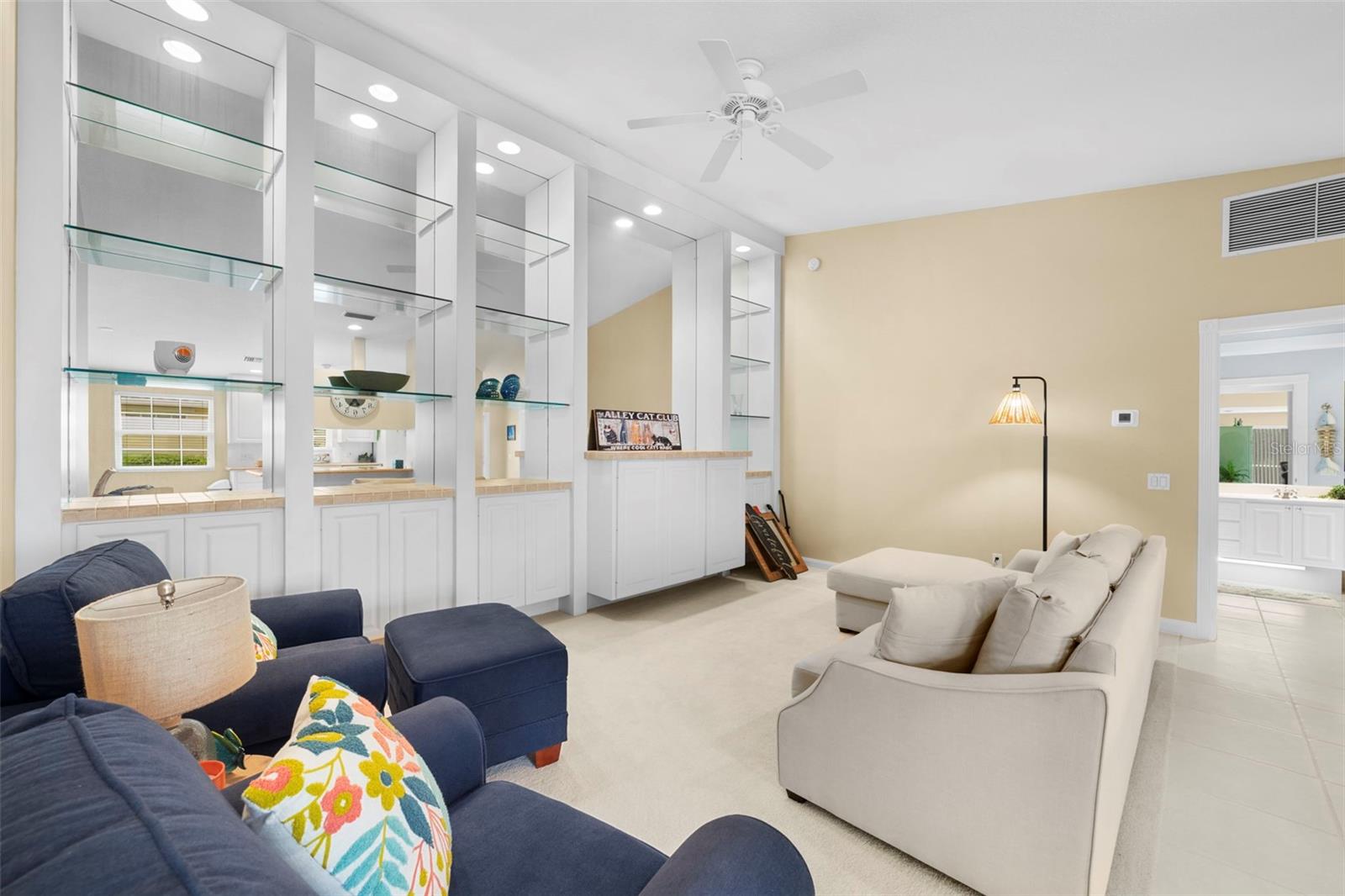 5793 Ithaca, Sarasota, FL 34238