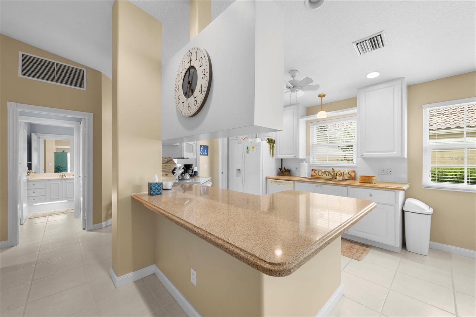 5793 Ithaca, Sarasota, FL 34238