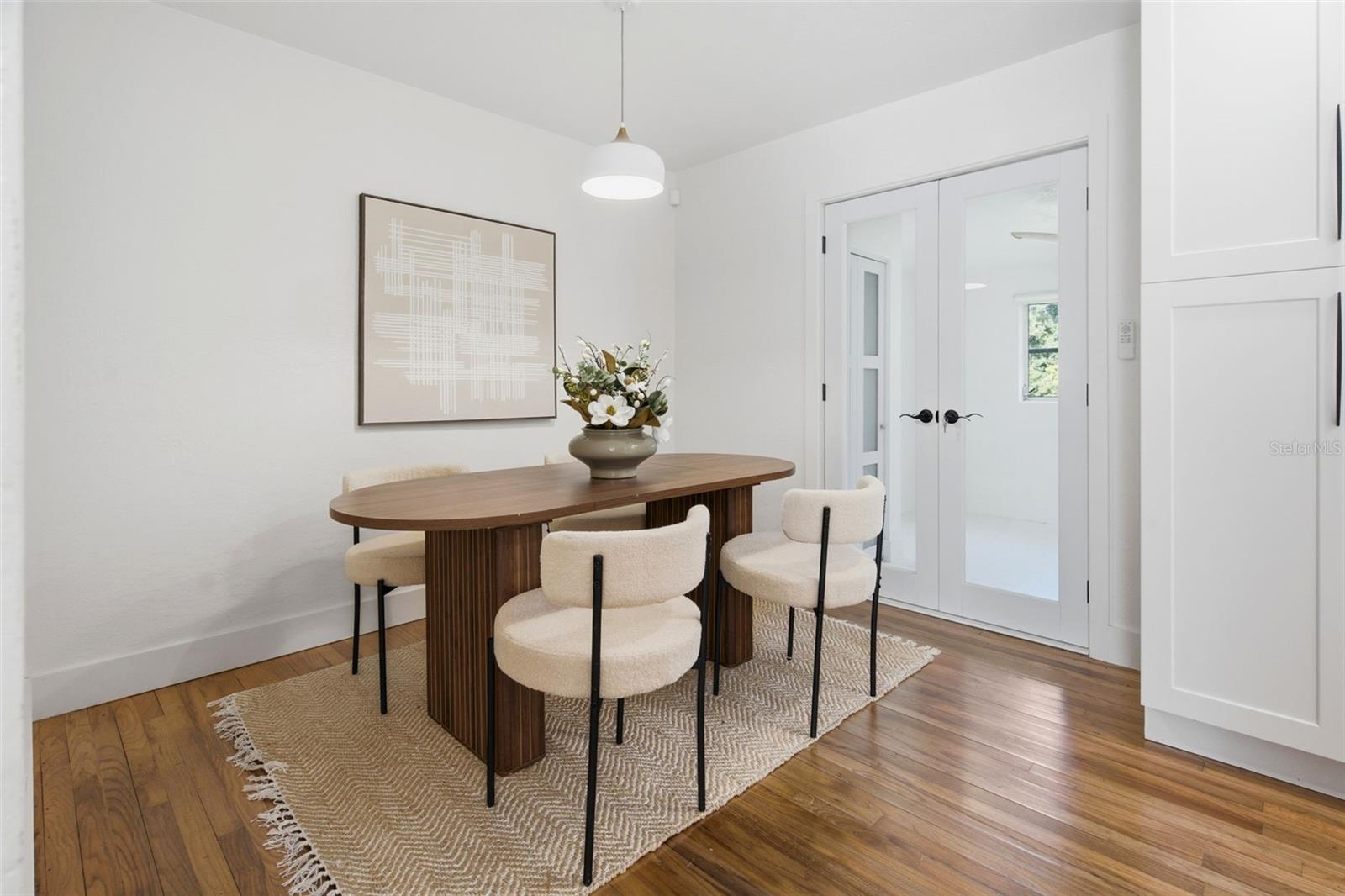 832 Thalia, Orlando, FL 32807