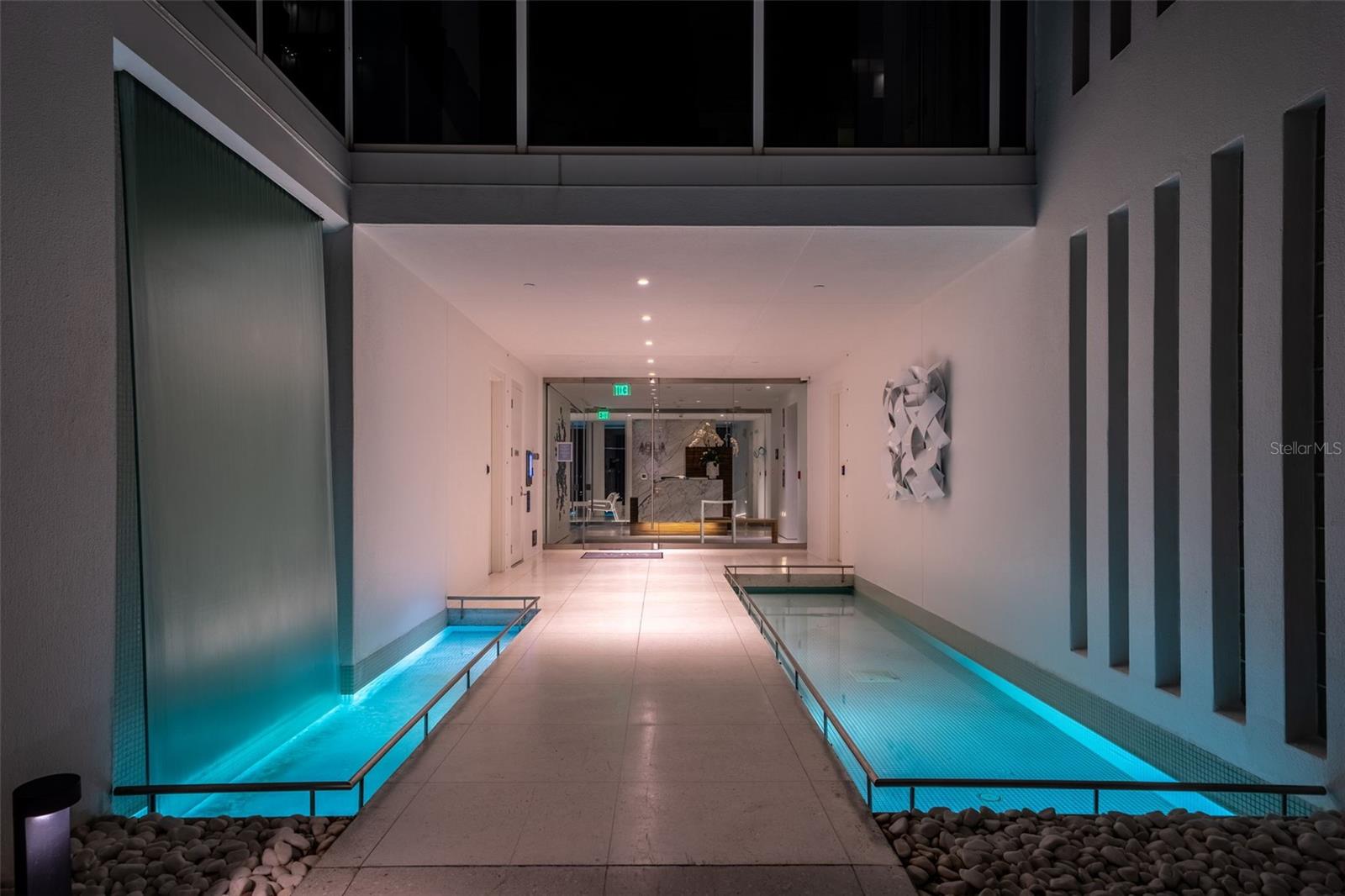 280 Golden Gate Unit 300, Sarasota, FL 34236