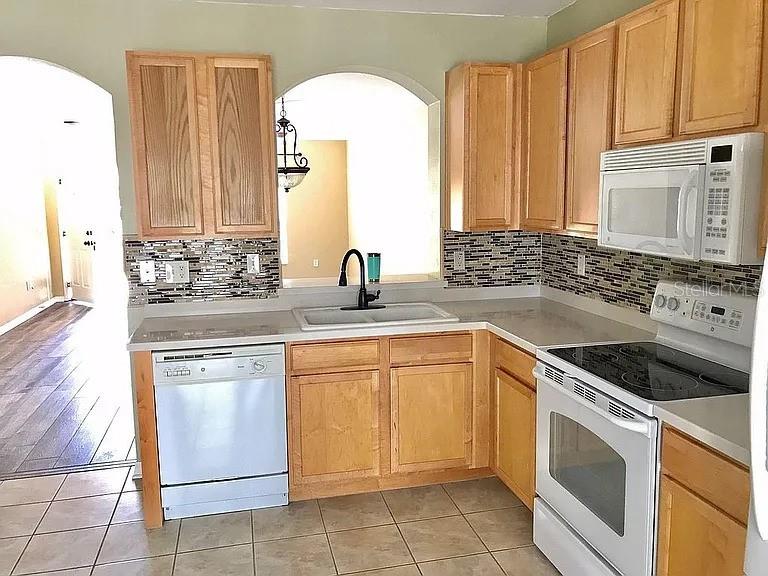 15647 Stable Run, Spring Hill, FL 34610